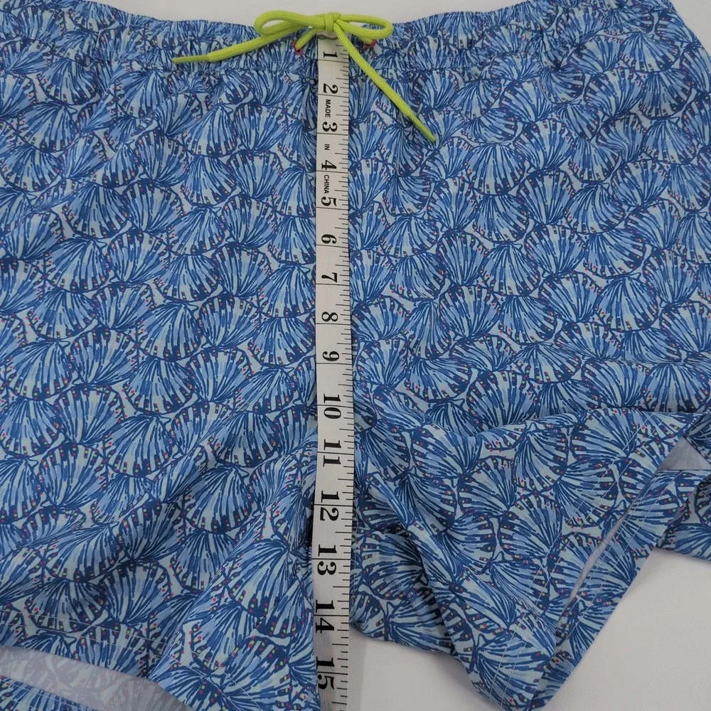 Vineyard Vines Mens Chappy Swim Trunks Blue Seashells Size Large 4.5